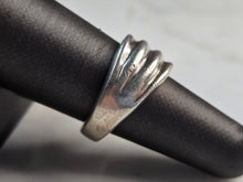 Load image into Gallery viewer, Womens Vintage Estate Sterling Silver Modernist Ring 11.2g E7627