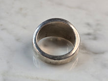 Load image into Gallery viewer, Womens Vintage Estate Sterling Silver Modernist Ring 11.2g E7627