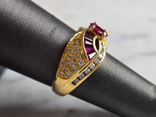 Load image into Gallery viewer, Womens Vintage Estate 18K Yellow Gold Ruby Diamond Ring 6.9g E7640