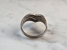 Load image into Gallery viewer, Womens Vintage Estate Sterling Silver Modernist Ring 3.9g E7644