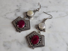 Load image into Gallery viewer, Womens Vintage Estate Sterling Silver Dangle Earrings 25.0g E7646