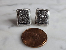 Load image into Gallery viewer, Womens Vintage Estate Sterling Silver Druzy Earrings 4.8g E7649