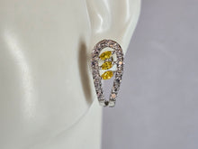 Load image into Gallery viewer, Womens Estate Sterling Silver Golden Beryl Earrings 3.4g E7658