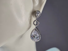 Load image into Gallery viewer, Womens Vintage Estate Sterling Silver CZ Dangle Earrings 6.9g E7665