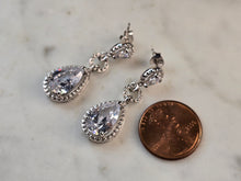 Load image into Gallery viewer, Womens Vintage Estate Sterling Silver CZ Dangle Earrings 6.9g E7665