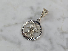 Load image into Gallery viewer, Womens Vintage Estate Sterling Silver Zodiac Gemini Pendant 1.2g E7691