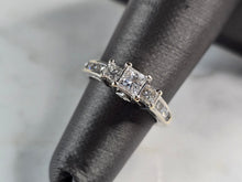 Load image into Gallery viewer, Womens Vintage Estate 14K White Gold Diamond Ring, 3.8g E7703