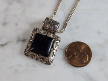 Load image into Gallery viewer, Womens Vintage Estate Sterling Silver Onyx Pendant Necklace 12.3g E7704