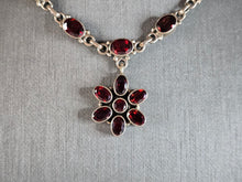Load image into Gallery viewer, Womens Vintage Estate Sterling Silver Modernist Necklace 11.7g E7708