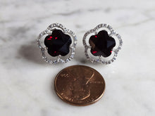 Load image into Gallery viewer, Womens Estate Sterling Silver 4 Leaf Clover Stud Earrings 7.8g E7714