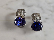 Load image into Gallery viewer, Womens Vintage Estate Sterling Silver Modernist CZ Earrings 6.8g E7715