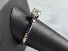 Load image into Gallery viewer, Womens Vintage Estate 10K White Gold Diamond Engagement Ring 2.5g E7718