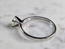 Load image into Gallery viewer, Womens Vintage Estate 10K White Gold Diamond Engagement Ring 2.5g E7718