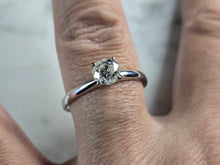 Load image into Gallery viewer, Womens Vintage Estate 10K White Gold Diamond Engagement Ring 2.5g E7718