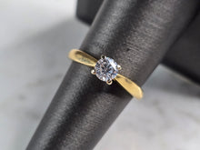 Load image into Gallery viewer, Womens Vintage Estate 18K Yellow Gold Diamond Engagement Ring 3.3g E7735