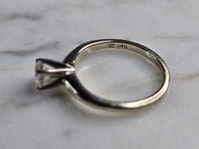 Load image into Gallery viewer, Womens Vintage Estate 14K White Gold Diamond Engagement Ring, 2.4g E7739