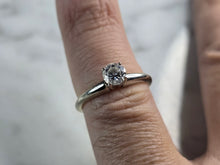 Load image into Gallery viewer, Womens Vintage Estate 14K White Gold Diamond Engagement Ring, 2.4g E7739
