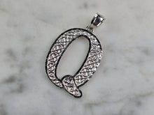 Load image into Gallery viewer, Womens Sterling Silver Initial Letter " Q " Pendant 1.3g E7776