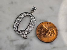 Load image into Gallery viewer, Womens Sterling Silver Initial Letter " Q " Pendant 1.3g E7776