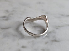 Load image into Gallery viewer, Womens Vintage Estate Sterling Silver Modernist Ring 1.7g E7779