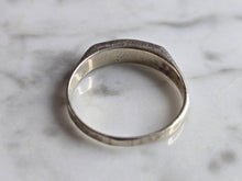 Load image into Gallery viewer, Womens Vintage Estate Sterling Silver Modernist Turquoise Ring 1.6g E7781