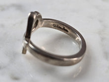 Load image into Gallery viewer, Womens Vintage Estate Sterling "Tiffany &amp; Co." Picasso Heart Ring 4.1g E7800