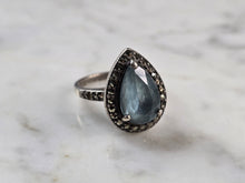 Load image into Gallery viewer, Womens Vintage Estate Sterling Silver Topaz Ring 8.5g #E7802