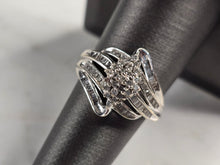 Load image into Gallery viewer, Womens Vintage Estate 10K White Gold Diamond Ring 3.5g, E7809