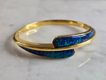 Load image into Gallery viewer, Womens Vintage Estate 18K Yellow Gold Blue Opal Bracelet, 27.5g E7811