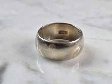 Load image into Gallery viewer, Womens Vintage Estate Sterling Silver Wedding Band Ring 9.2g E7812