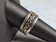 Load image into Gallery viewer, Mens Vintage Estate Sterling Silver Irish Celtic Eternity Knot Ring 6.9g E7819