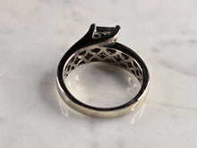 Load image into Gallery viewer, Womens Vintage Estate 14K White Gold Diamond Ring, 6.4g E7820