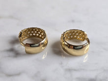 Load image into Gallery viewer, Womens Vintage Estate 14K Yellow Gold CZ Hoop Earrings, 2.8g E7823