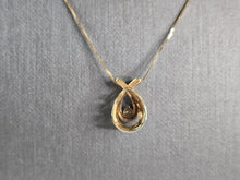 Load image into Gallery viewer, Womens Vintage Estate 10k Gold Necklace w/ Diamond Tear Drop Pendant  2.5g E7824
