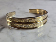 Load image into Gallery viewer, Womens Vintage Estate Sterling Silver Gold Tone Cuff Bracelet 32.3g E7829