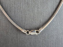 Load image into Gallery viewer, Womens Vintage Estate Sterling Silver Modernist Necklace 9.6g E7832