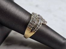 Load image into Gallery viewer, Womens Vintage Estate 10K Gold Diamond Ring 6.0g #E7836