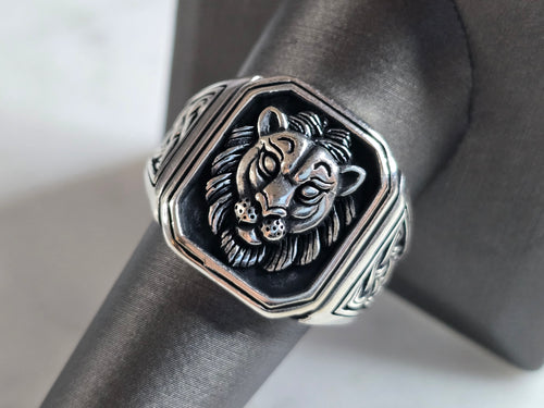 Mens Sterling Silver Lions Head Ring 11.5g E7839