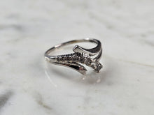 Load image into Gallery viewer, Womens Vintage Estate 10K White Gold Modernist Diamond Ring, 2.3g E7850