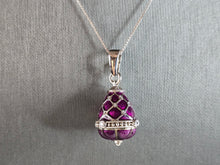 Load image into Gallery viewer, Womens Vintage Estate Sterling Silver Enamel Egg Pendant Necklace 13.8g E7851