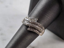 Load image into Gallery viewer, Womens Vintage Estate 14K White Gold Diamond Ring 3.2g #E7856