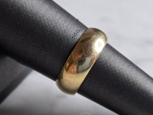 Load image into Gallery viewer, Womens Vintage Estate 14k Yellow Gold Wedding Band Ring 5.9g E7883