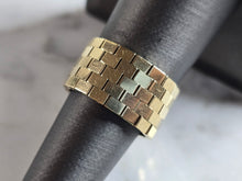 Load image into Gallery viewer, Womens Vintage Estate 14K Yellow Gold Flex Band Ring 8.3g E7889