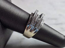 Load image into Gallery viewer, Womens Vintage Estate 18k White Gold Diamond Modernist Ring 10.2g  E7899