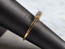 Load image into Gallery viewer, Womens Vintage Estate 14K Yellow Gold Diamond Ring, 2.3g E7927