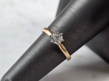 Load image into Gallery viewer, Womens Vintage Estate 14k Gold Diamond Engagement Ring 2.4g #E7928