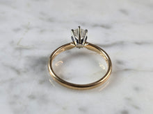 Load image into Gallery viewer, Womens Vintage Estate 14k Gold Diamond Engagement Ring 2.4g #E7928