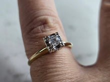 Load image into Gallery viewer, Womens Vintage Estate 14k Yellow Gold Diamond Ring 2.7g E7931