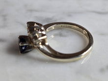 Load image into Gallery viewer, Womens Vintage Estate 14k Yellow Gold Diamond Sapphire Ring 4.2g E7932