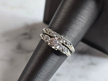 Load image into Gallery viewer, Womens Vintage Estate 14K White Gold Diamond Ring, 3.7g E7934